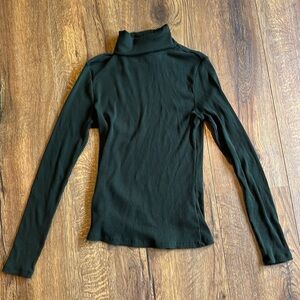 Green Old Navy Long Sleeve Turtleneck